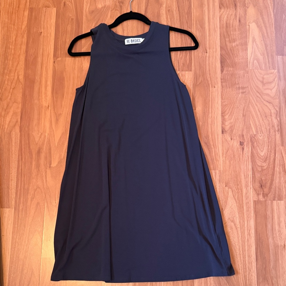 Sleeveless Dark Gray/Black Dress
